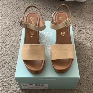 Seychelles heeled sandal